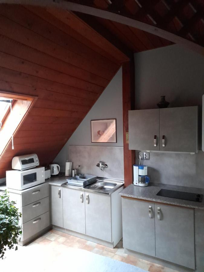 Agave Apartman Velence Exteriör bild